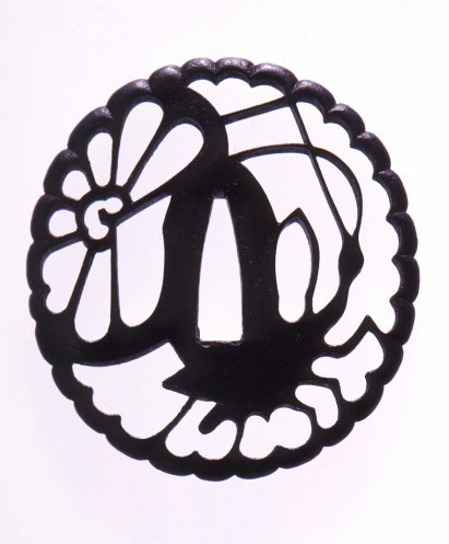 鉄鐔の美 part1 ～洗練されたデザインの魅力 透かし鐔の世界～ | 京都