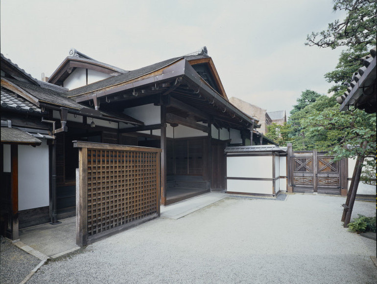 j_048.jpg